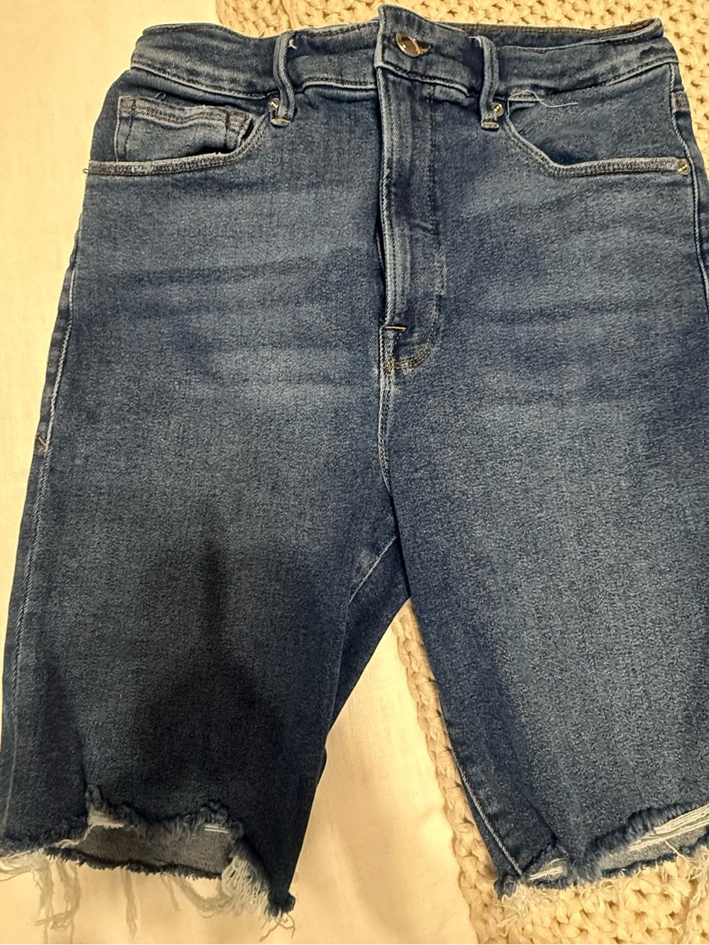 Good American Medium Dark Blue Raw Hem Denim Shorts